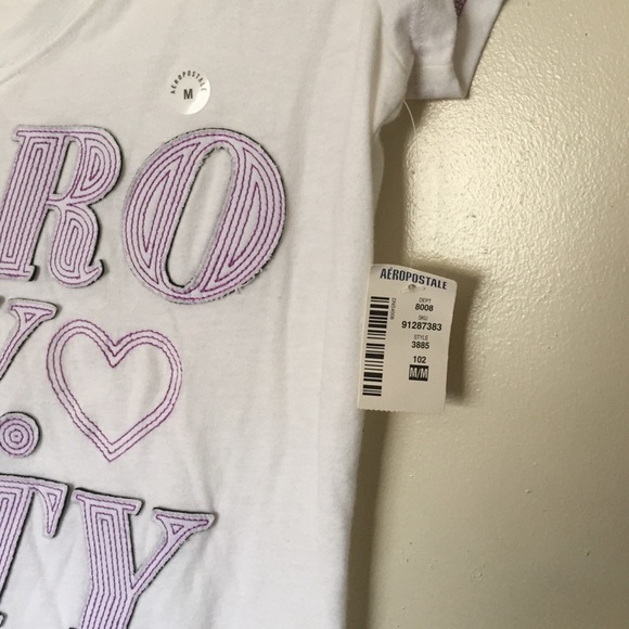 Cute top! - Picture 2 of 4