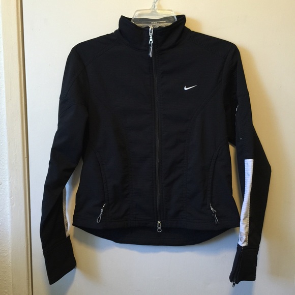 nike sphere dry