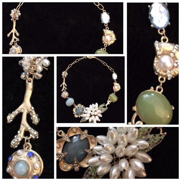 Floral  Garden Party Statement Necklace - Picture 4 of 4