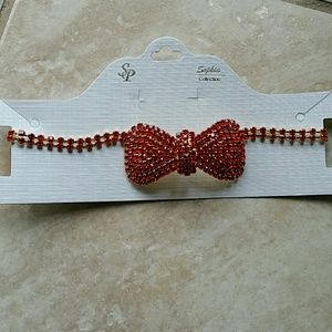 Bowtie necklace