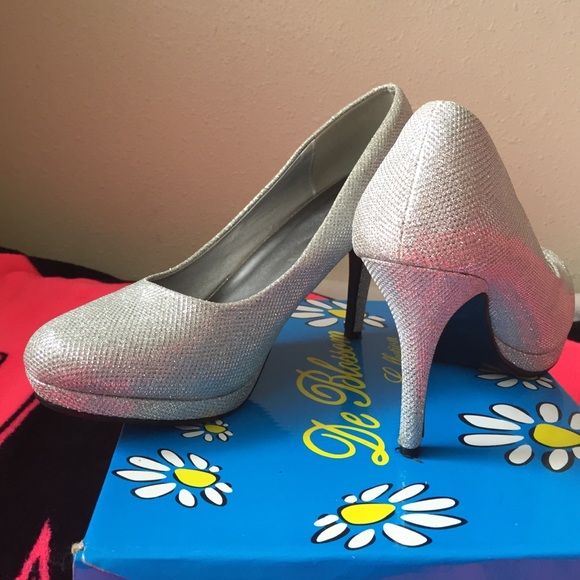 Beautiful heels 👠 - Picture 4 of 4
