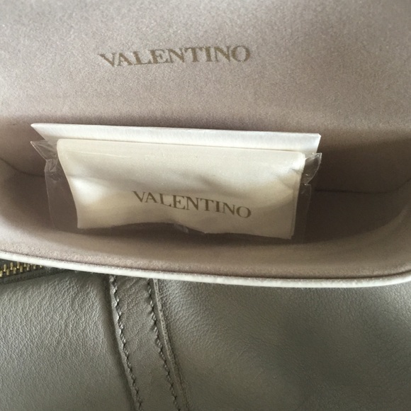 Valentino Studded Sunglasses - Picture 4 of 4