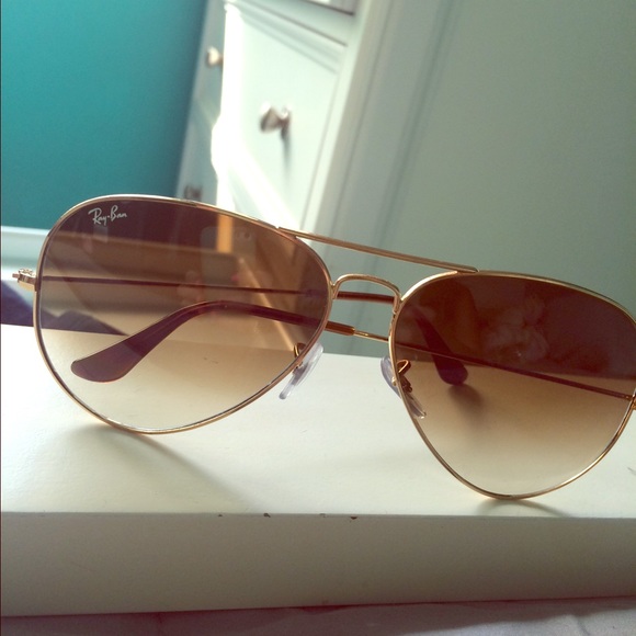 Ray Ban Aviators (Larger Size)