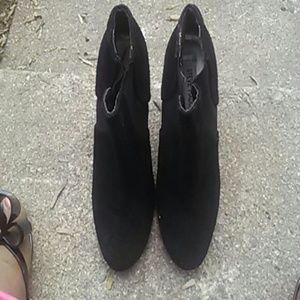 Steve Madden booties