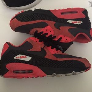NIKE AIR MAX 90