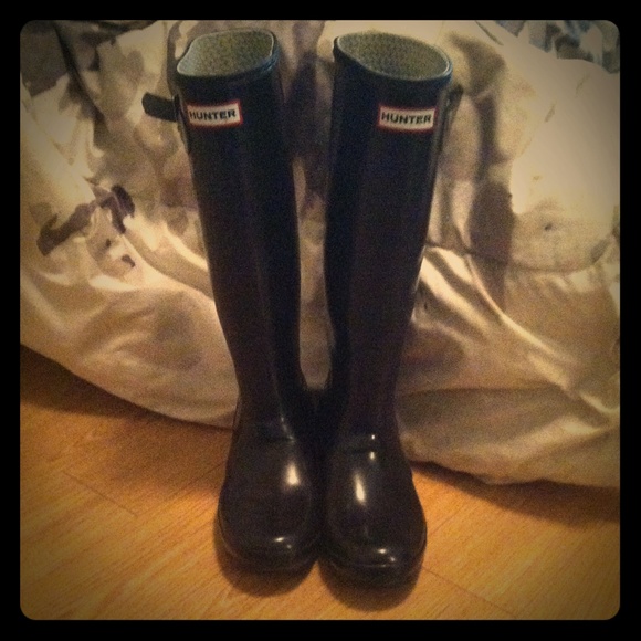 Black Gloss Hunter Boots