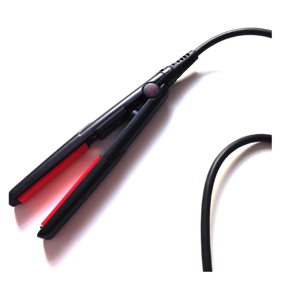 Travel Size Ceramic Flat Iron