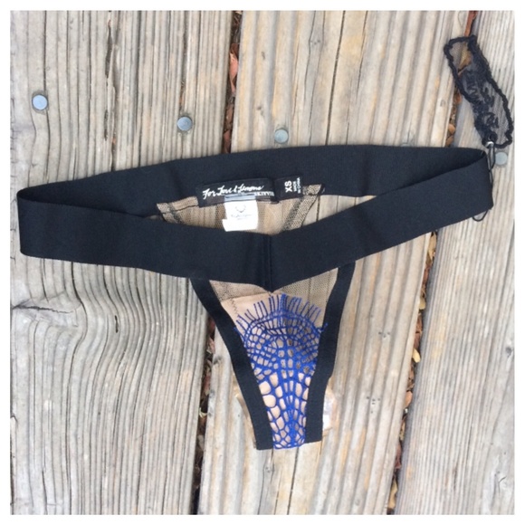 SOLD🚫🚫🚫For Love & Lemons Bat Your Lashes Thong - Picture 2 of 4