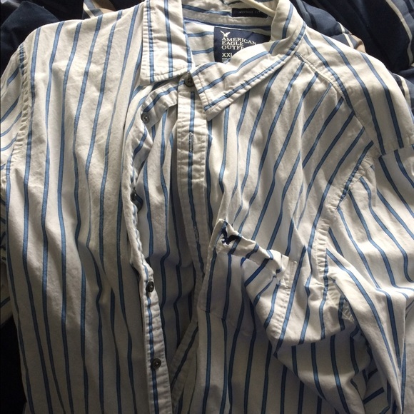American eagle button up Oxford