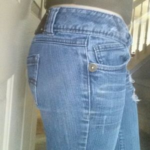 Distressed Jeans🔻🔻price