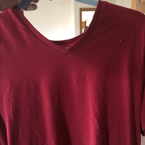 Banana republic mid v neck t shirt