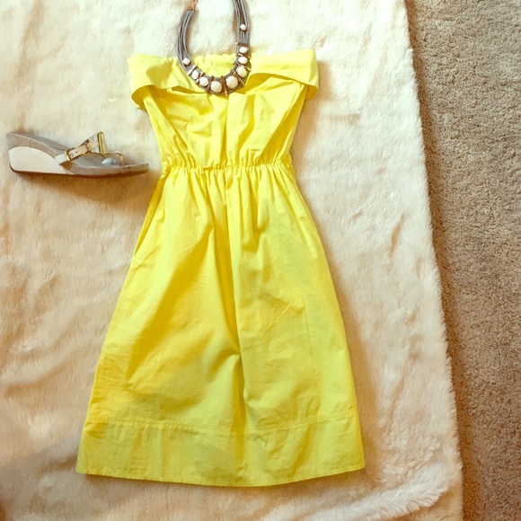 Gorgeous yellow summer dress