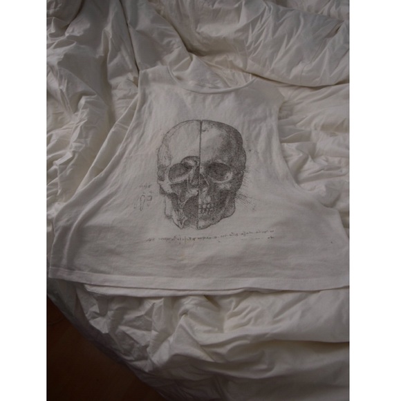 Brandy Melville Skull Muscle T-shirt