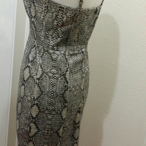 ANIMAL PRINT DRESS - Picture 2 of 3