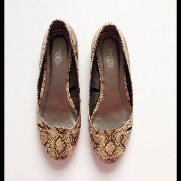 Charlotte Russe Flats