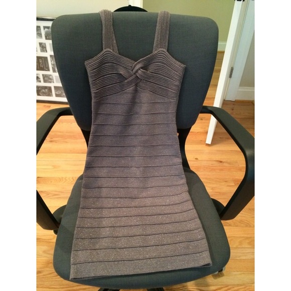 NWT Gray shimmery Bebe dress sz Small