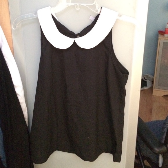 Peter Pan collared tank