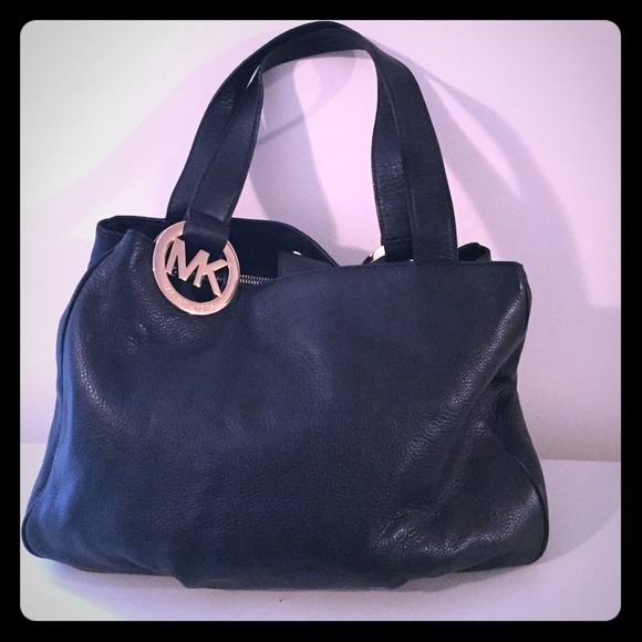 SOLD in BUNDLE Michael kors leather handbag black