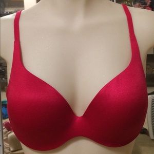 Victoria Secret Bra New With Tags 32D