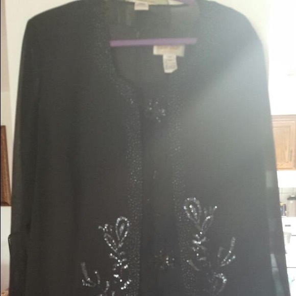 Long black evening gown dress