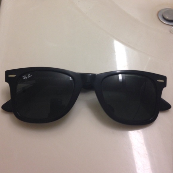 Ray ban sunglasses