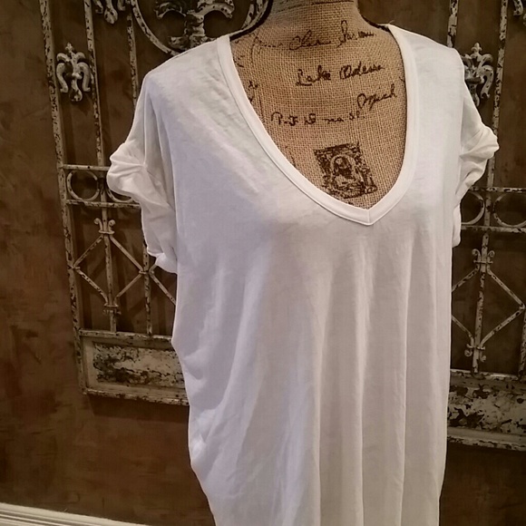 SOLD THRU MY DAUGHTER'S CLOSET - Picture 3 of 4