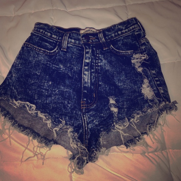 Pants - High waisted shorts