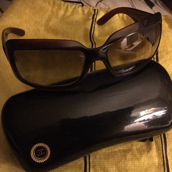 Chanel sunglasses with mother of pearl