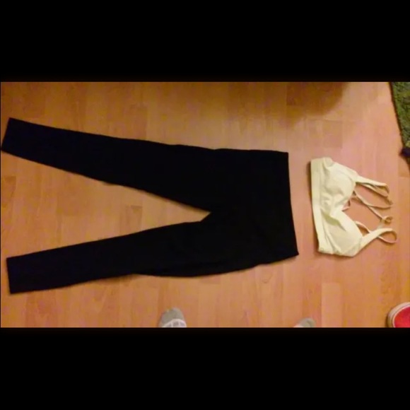 Lorna Jane sports bra