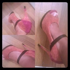 Jessica Simpson peep toe pumps