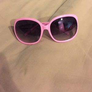 Light pink sunglasses.
