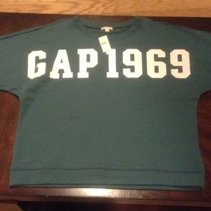 NWT Green Gap 1969 sweatshirt