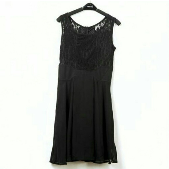 SOLD - Picture 2 of 3