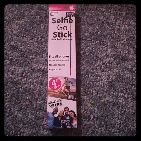 Selfie Stick - Picture 1 of 4