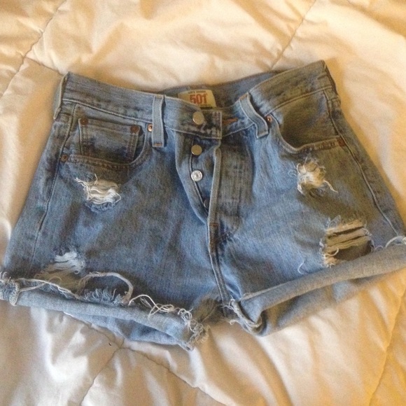 🚫SOLD🚫High waisted Levi's
