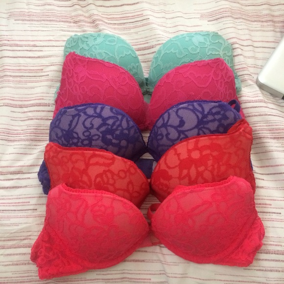 Victoria's Secret push up bra 32A