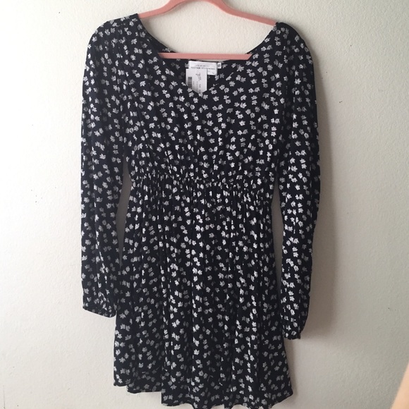 Floral long sleeve dress