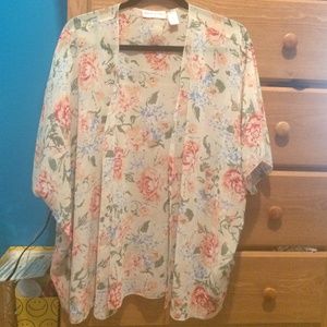 FLORAL KIMONO