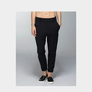 Lululemon trouser pants