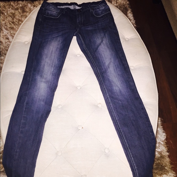 Jeans - Picture 2 of 3