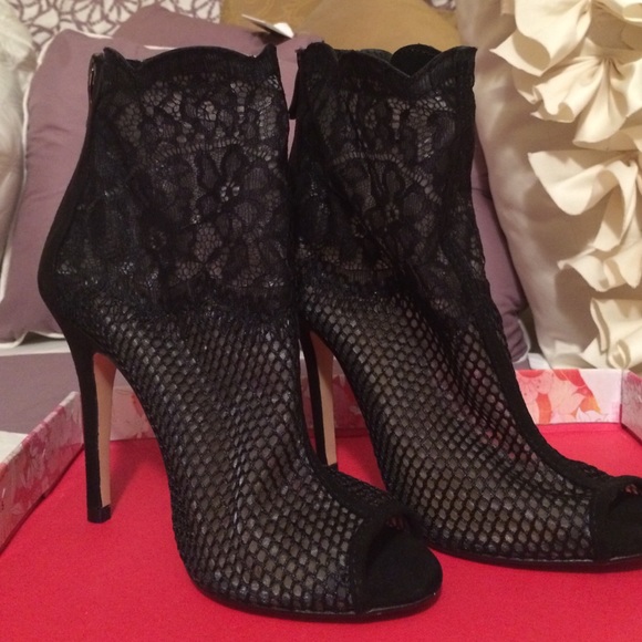 Chinese laundry boots