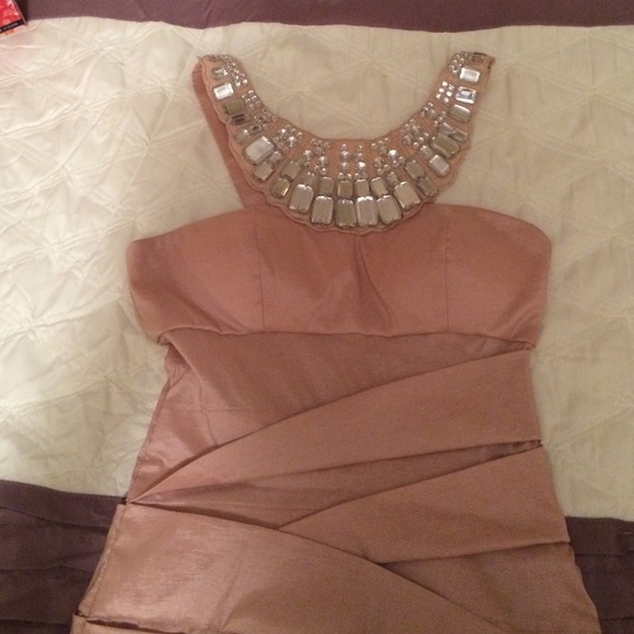 Adrianna papell formal dress