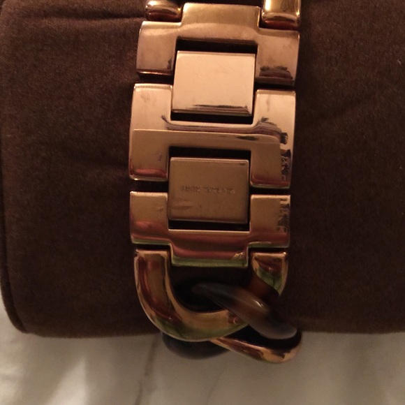 SOLD - Picture 3 of 4