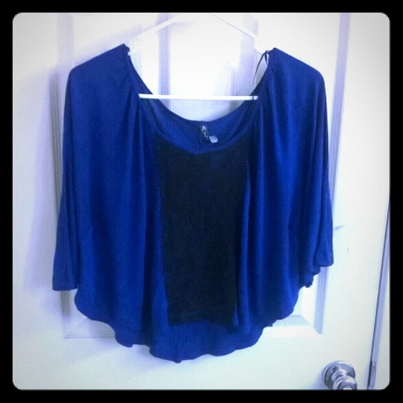 Crop top bat winged