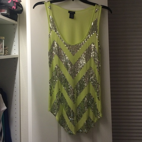 Rue 21 Tank