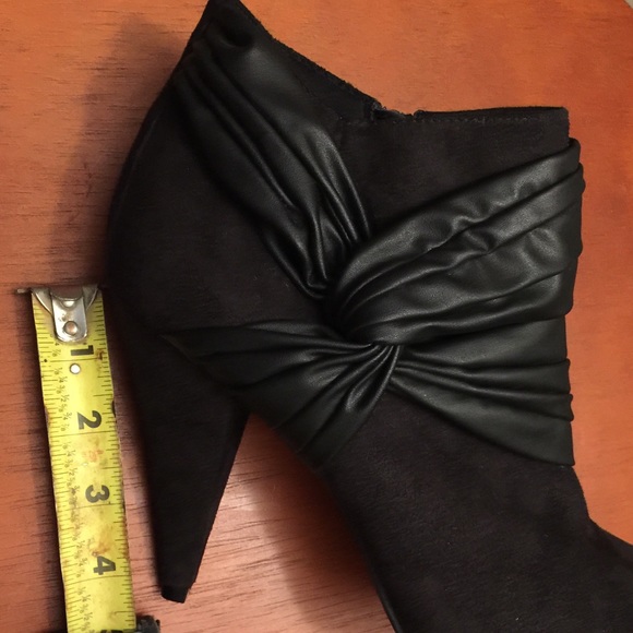 Fioni black ankle boots - Picture 4 of 4