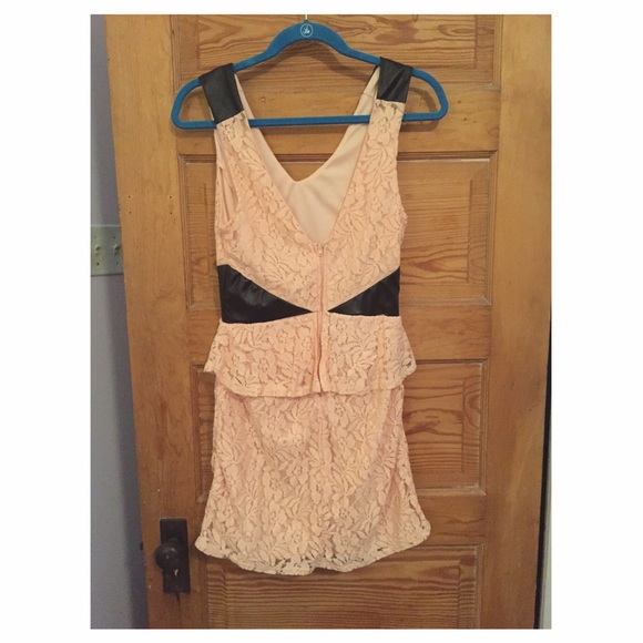 Size M - Charlotte Russe pink lace dress - Picture 2 of 3