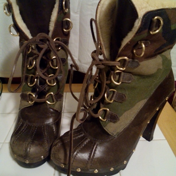 Michael Kors winter boots