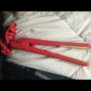 Herstyler straightener