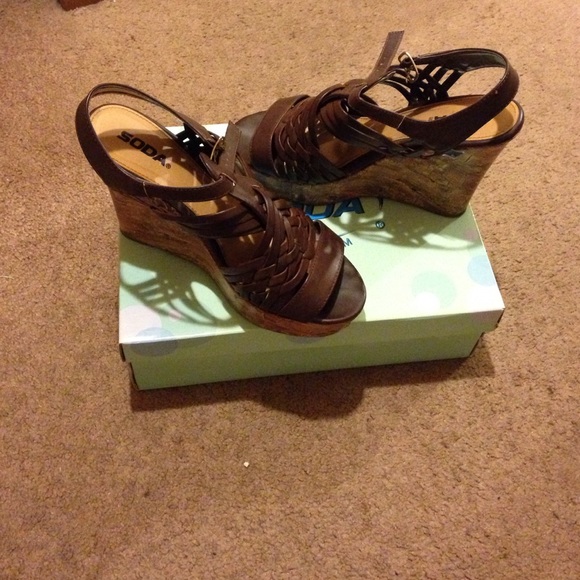 Strappy brown wedges